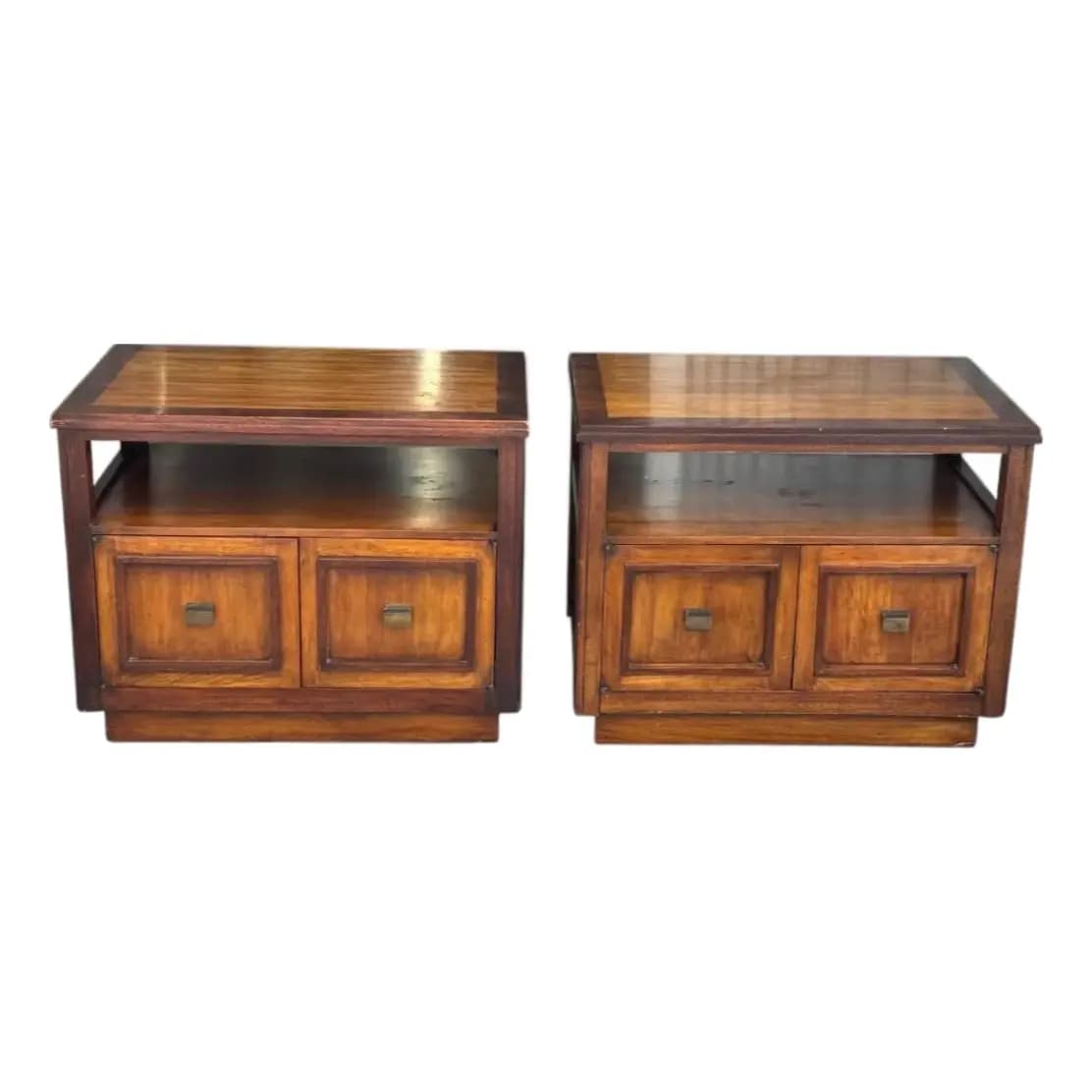 Pair of Modern Nightstands